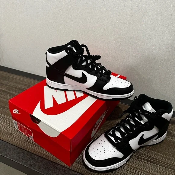 Nike Dunk High Retro Size: Men’s 9.5 Color: White and Black